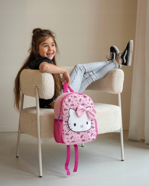 różowy-plecak-Hello Kitty