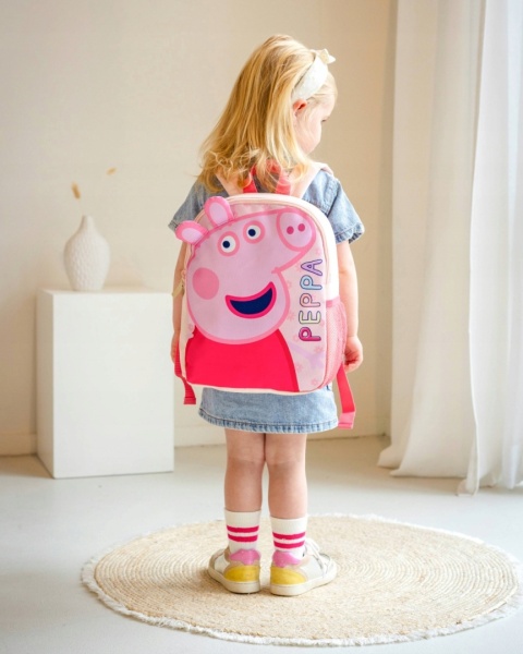 Różowy-plecak-świnka-Peppa